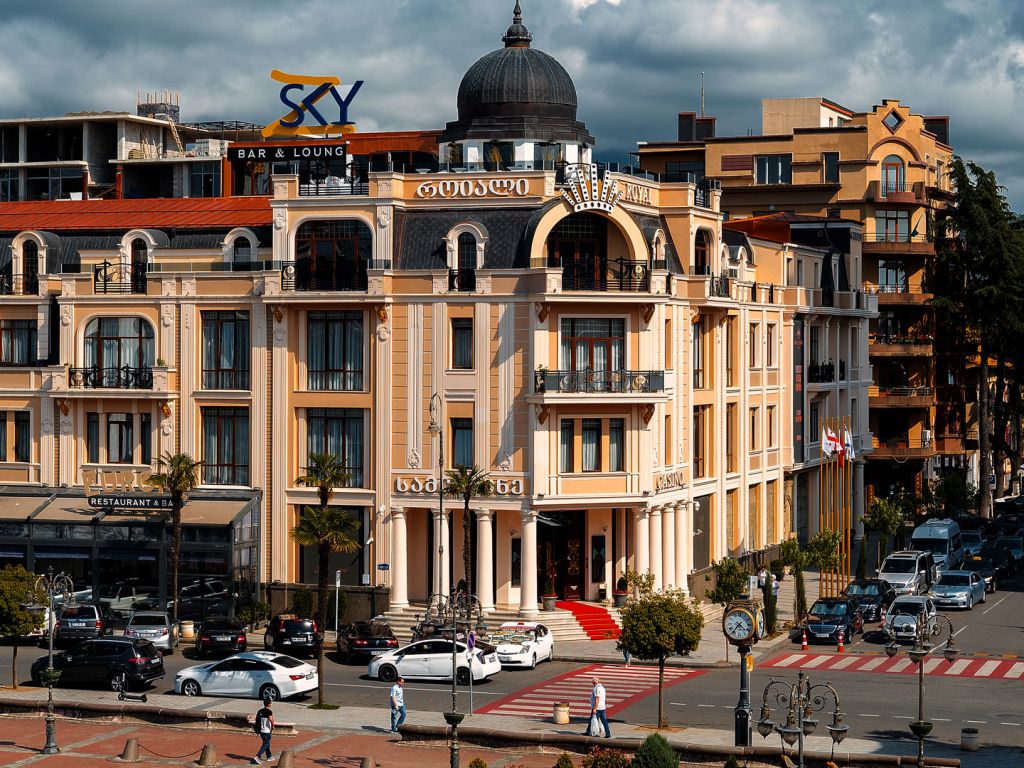 Centrally located at Europe Square